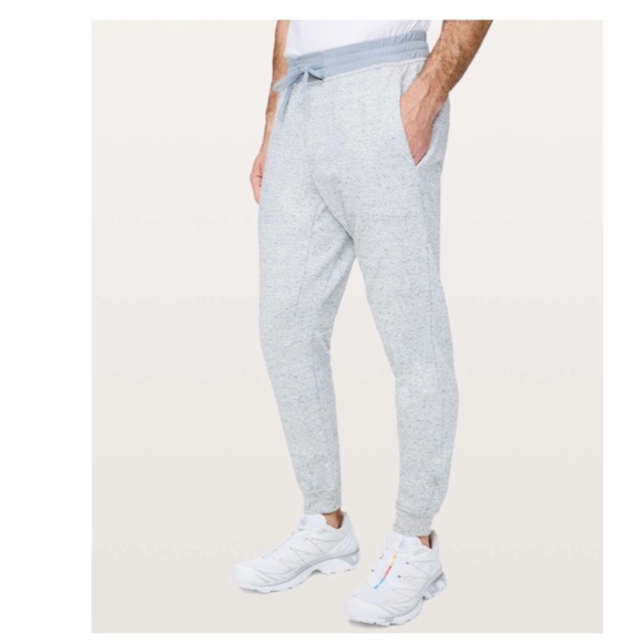 LULULEMON At Ease Textured Joggers Heathered Melody Light Grey Size Medium